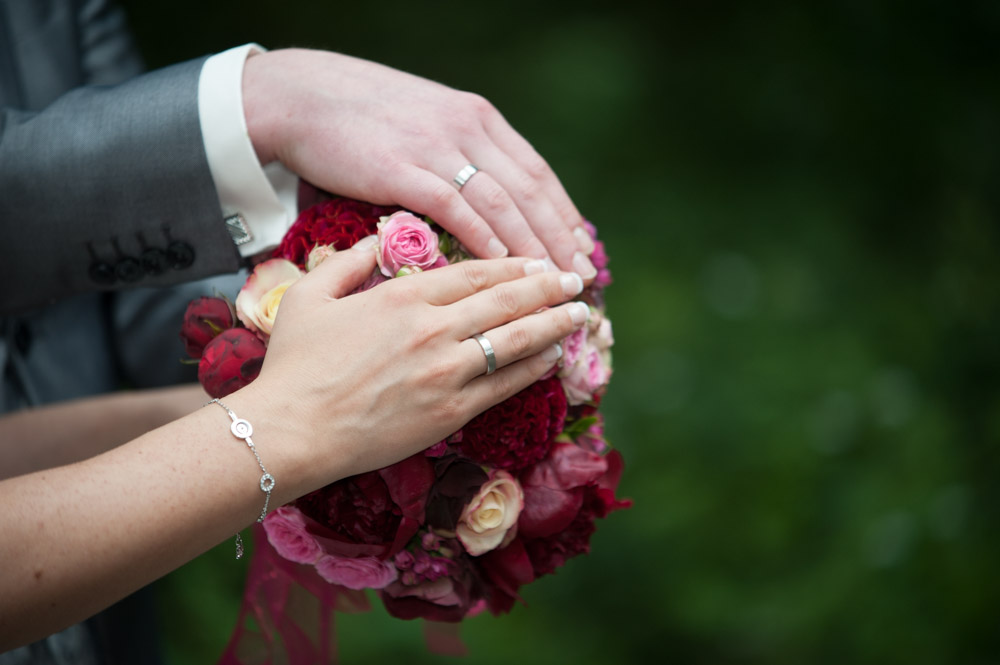 Brautstrauss und Ringe