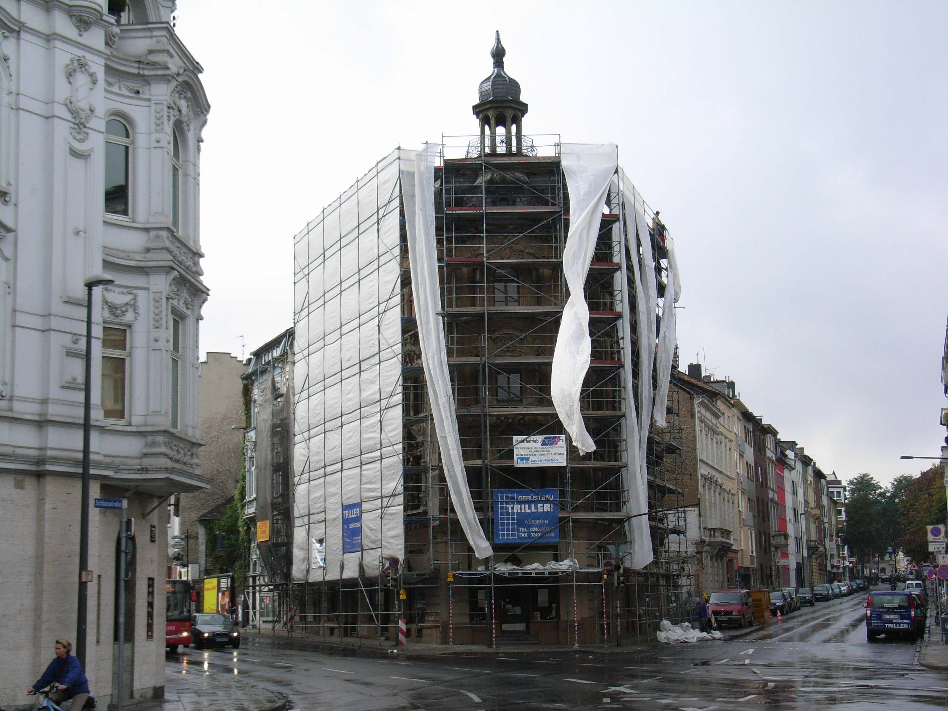 Les manteaux d'acier des maisons